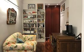 Habitacion Grande Y Confortable Con Bano Privado Junto A Guggenheim